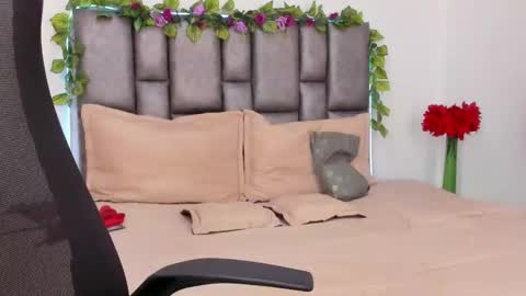 mitchbukanan online show from May 2026 03:22:01 AM