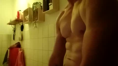 Snapshot of mitchi198989 chatting on December 2025 11:20:02 PM mitchi198989 online show from December 2025 11:20:02 PM