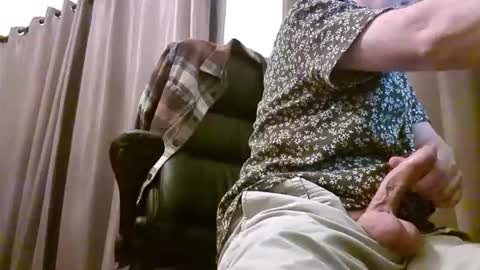 Snapshot of mitchoxxford chatting on January 2026 01:04:02 PM mitchoxxford online show from January 2026 01:04:02 PM