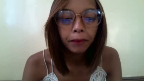 Snapshot of mitiah06 chatting on June 2026 04:04:02 AM mitiah06 online show from June 2026 04:04:02 AM