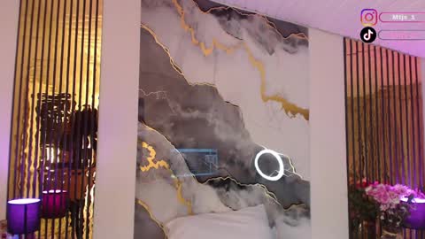 Mtica Brennet online show from March 2026 05:30:02 AM