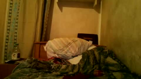 Snapshot of mito51 chatting on February 2025 12:18:01 AM mito51 online show from February 2025 12:18:01 AM