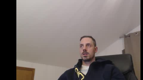 Snapshot of mitsch01 chatting on November 2025 06:56:02 PM Mitsch online show from November 2025 06:56:02 PM