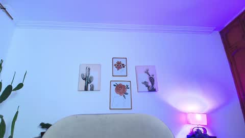 Miwa  online show from December 2024 11:17:01 AM