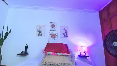 Miwa  online show from February 2025 11:01:02 PM