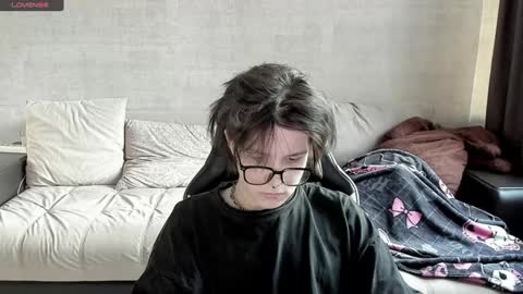 Snapshot of miya_chinen chatting on January 2025 12:21:01 PM Miya online show from January 2025 12:21:01 PM