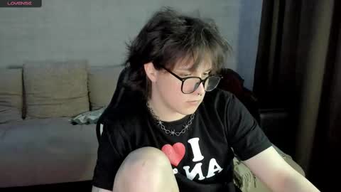 Snapshot of miya_chinen chatting on February 2025 05:02:02 PM Miya online show from February 2025 05:02:02 PM
