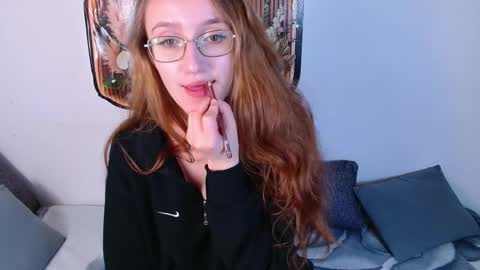 Snapshot of miya_here chatting on April 2026 04:53:02 PM Miya online show from April 2026 04:53:02 PM