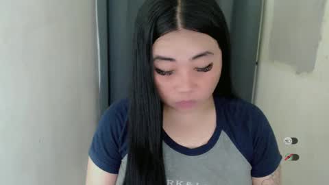 Snapshot of miya_licious chatting on March 2025 09:21:01 AM cassie marie online show from March 2025 09:21:01 AM