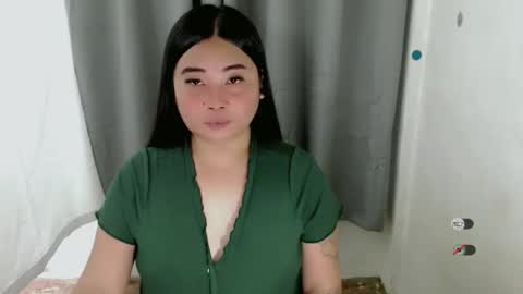 Snapshot of miya_licious chatting on October 2025 05:51:02 AM cassie marie online show from October 2025 05:51:02 AM