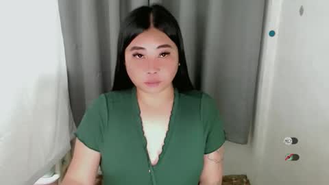 Snapshot of miya_licious chatting on November 2025 04:24:01 PM cassie marie online show from November 2025 04:24:01 PM