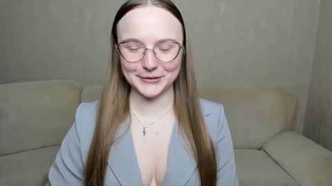 Miya online show from December 2024 04:47:02 PM