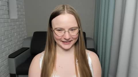 Miya online show from January 2025 09:22:01 PM