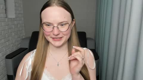 Miya online show from March 2025 09:37:01 PM