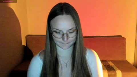 Miya online show from October 2025 03:56:02 PM