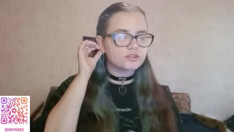 Milana online show from September 2025 01:22:02 PM