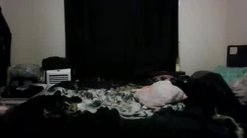 Snapshot of miztrezk chatting on May 2026 01:46:01 AM miztrezk online show from May 2026 01:46:01 AM