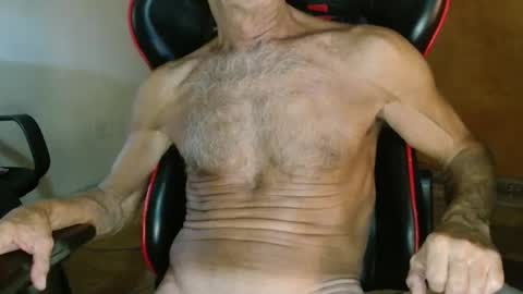 Snapshot of mjmadurengue chatting on May 2026 05:04:02 AM Mario jose online show from May 2026 05:04:02 AM