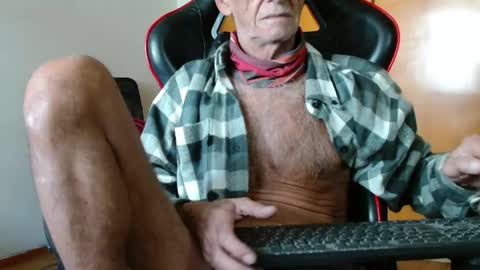 Snapshot of mjmadurengue chatting on May 2026 07:00:01 PM Mario jose online show from May 2026 07:00:01 PM