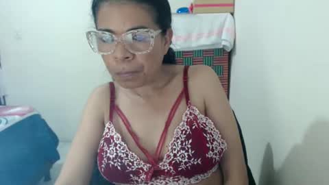 kelly online show from February 2025 08:13:01 PM