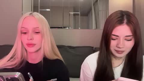 Snapshot of mmkakpoxyi22 chatting on February 2026 09:26:02 PM alice and ray online show from February 2026 09:26:02 PM