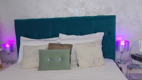 Jessie online show from February 2025 03:53:02 AM