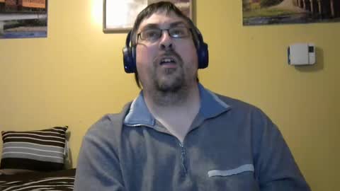 Snapshot of mmr45 chatting on January 2025 04:33:01 AM mmr45 online show from January 2025 04:33:01 AM