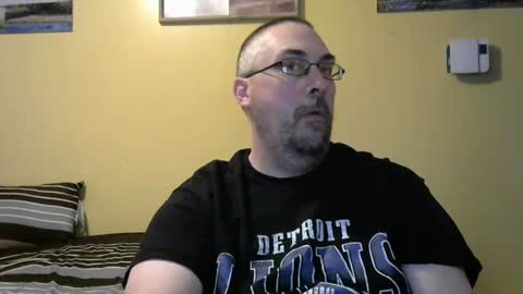 Snapshot of mmr4545 chatting on June 2026 03:00:01 AM mark online show from June 2026 03:00:01 AM