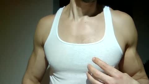 Snapshot of mmuscularman chatting on July 2026 07:36:02 AM mmuscularman online show from July 2026 07:36:02 AM