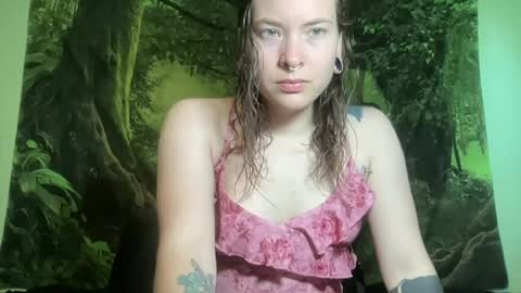 Snapshot of mo0n_goddess chatting on July 2026 01:10:02 AM Misty online show from July 2026 01:10:02 AM