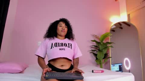 moan_hot online show from May 2026 12:45:02 PM