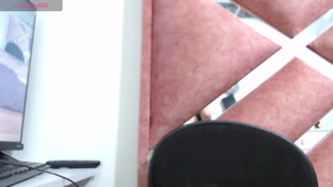 Snapshot of moan_sex1 chatting on February 2026 10:15:02 AM Catalina online show from February 2026 10:15:02 AM