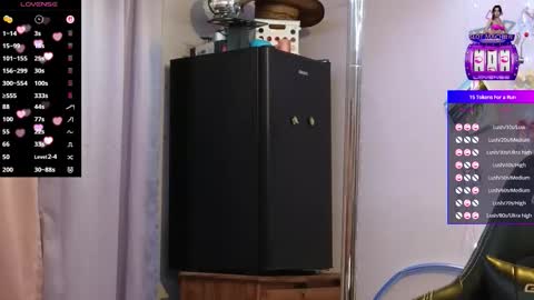 MOCHA   JAMES THE NPC  online show from November 2025 06:08:02 AM