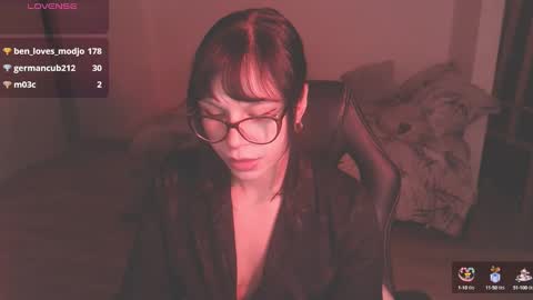 Snapshot of modjo_ chatting on January 2025 08:00:02 AM Modjo online show from January 2025 08:00:02 AM