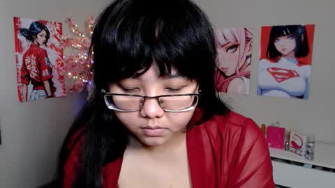 Molly online show from September 2025 04:36:02 AM