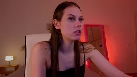 Snapshot of mol1y_kitten chatting on February 2025 12:30:01 AM Molly online show from February 2025 12:30:01 AM