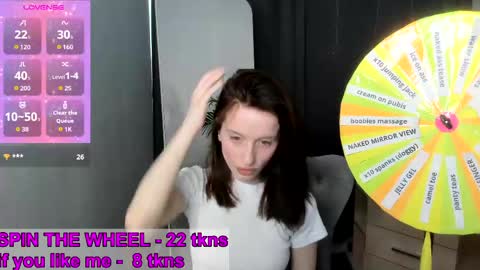 Snapshot of mollie_blush chatting on May 2026 07:35:02 AM mollie_blush online show from May 2026 07:35:02 AM