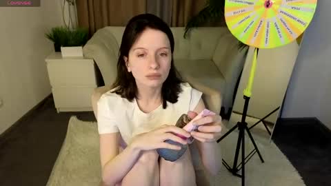Snapshot of mollie_blush chatting on May 2026 01:17:01 PM mollie_blush online show from May 2026 01:17:01 PM