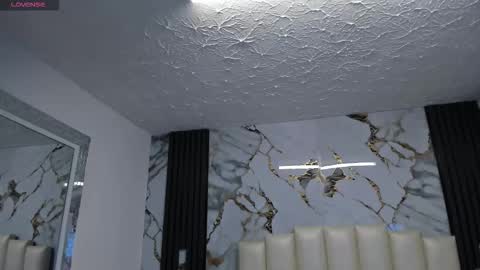 Hey Guys  Im Mollie online show from February 2026 11:43:02 AM