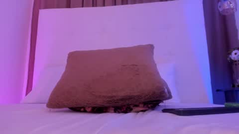      online show from October 2025 02:50:01 PM