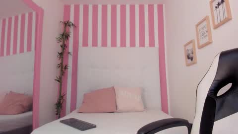      online show from January 2026 07:51:02 PM