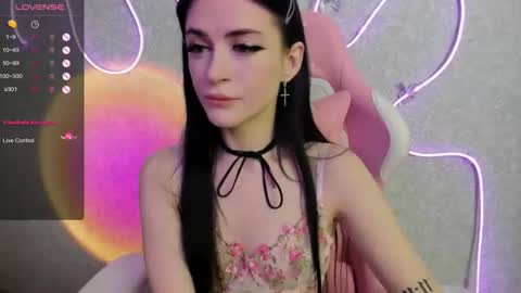 Snapshot of molly_crystall chatting on July 2026 02:31:01 AM Molly - online show from July 2026 02:31:01 AM