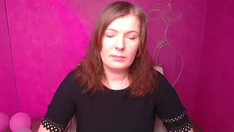 Molly online show from February 2025 12:40:01 PM