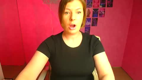 Snapshot of molly_mis chatting on April 2026 11:35:02 AM Molly online show from April 2026 11:35:02 AM