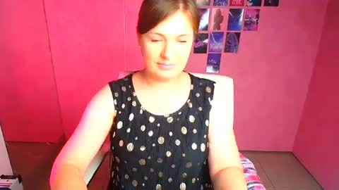 Snapshot of molly_mis chatting on July 2026 06:20:01 PM Molly online show from July 2026 06:20:01 PM