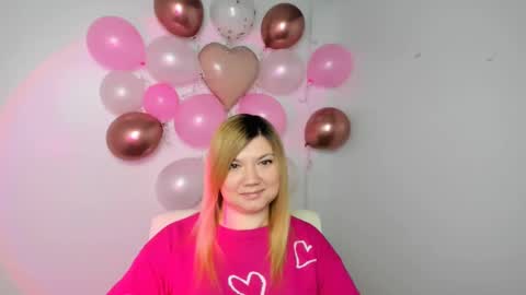 Molly online show from February 2025 12:25:02 PM