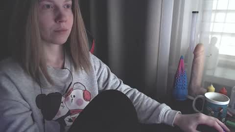 I have new photos come and see with love Molly online show from March 2025 02:23:02 PM