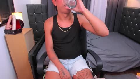 Snapshot of molly_snow11 chatting on March 2026 08:09:02 AM molly online show from March 2026 08:09:02 AM