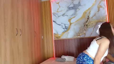 mollyandsam303av online show from March 2026 07:21:02 PM