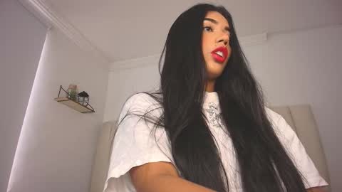 Snapshot of mollyrivera chatting on December 2024 06:28:02 PM Molly online show from December 2024 06:28:02 PM